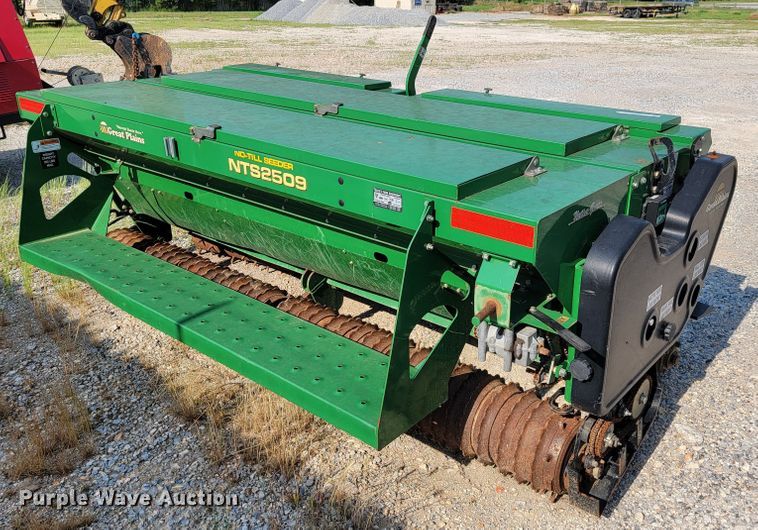 image for item JL9436 Great Plains BTS2509  no-till seeder