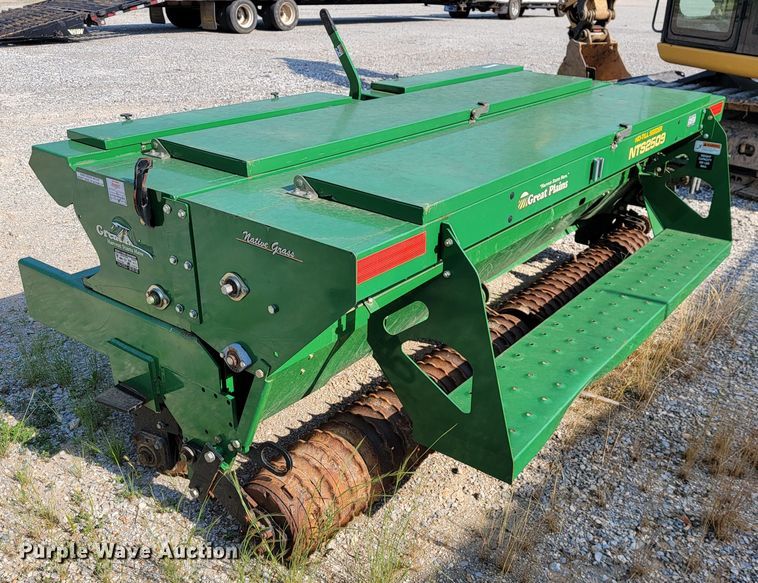 image for item JL9436 Great Plains BTS2509  no-till seeder
