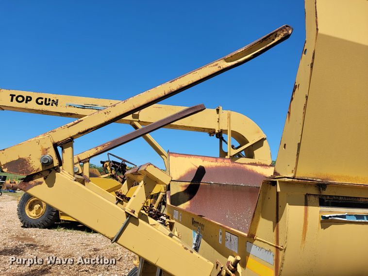 image for item JL9444 2000 Vermeer Top Gun  bale processor