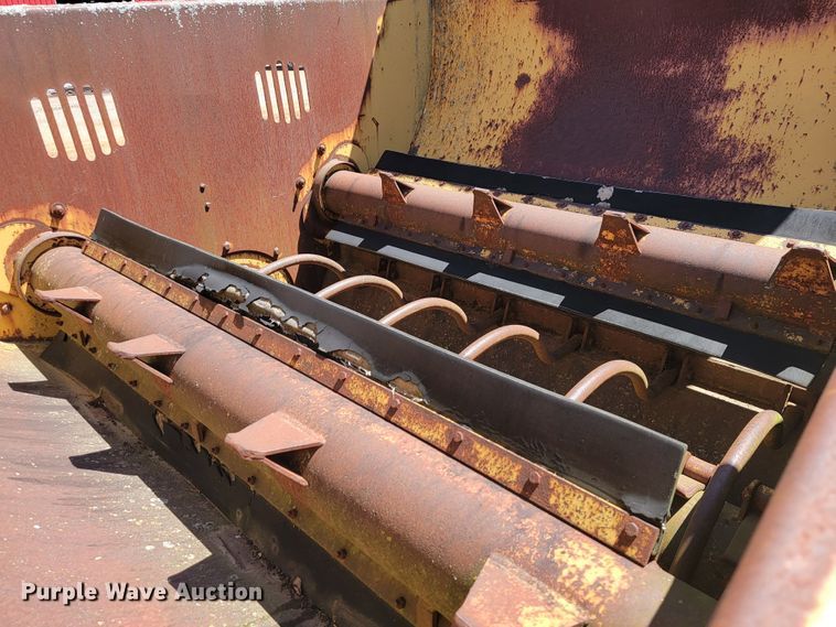 image for item JL9444 2000 Vermeer Top Gun  bale processor