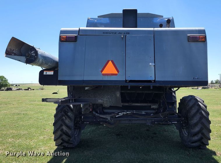 image for item KC9476 1992 Gleaner R72  RWA combine