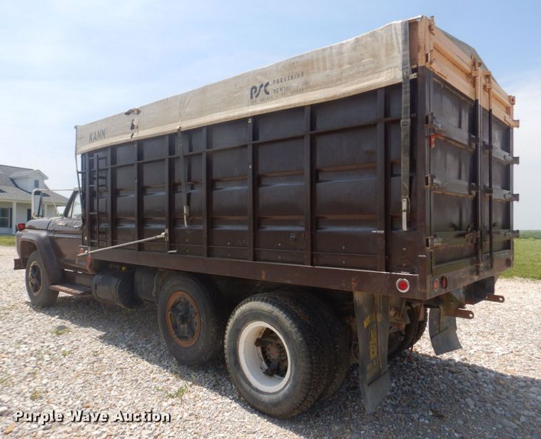 image for item KD9044 1974 Ford F750  grain truck