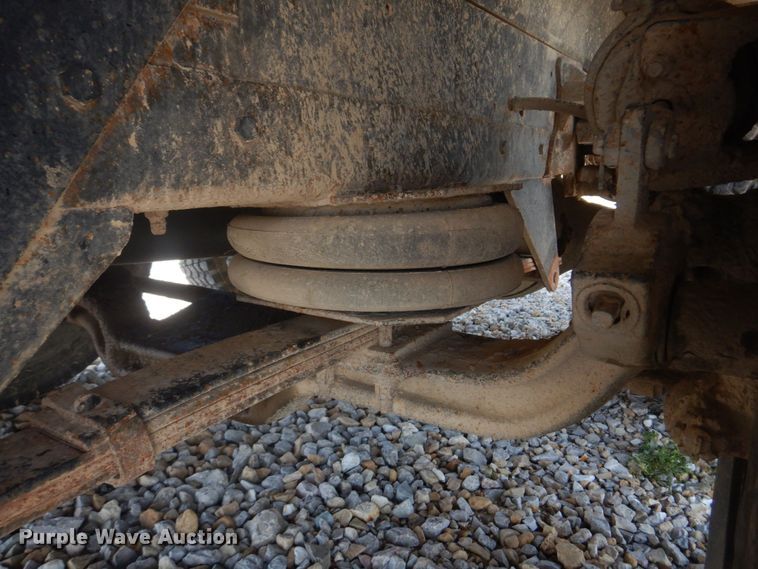 image for item KD9044 1974 Ford F750  grain truck