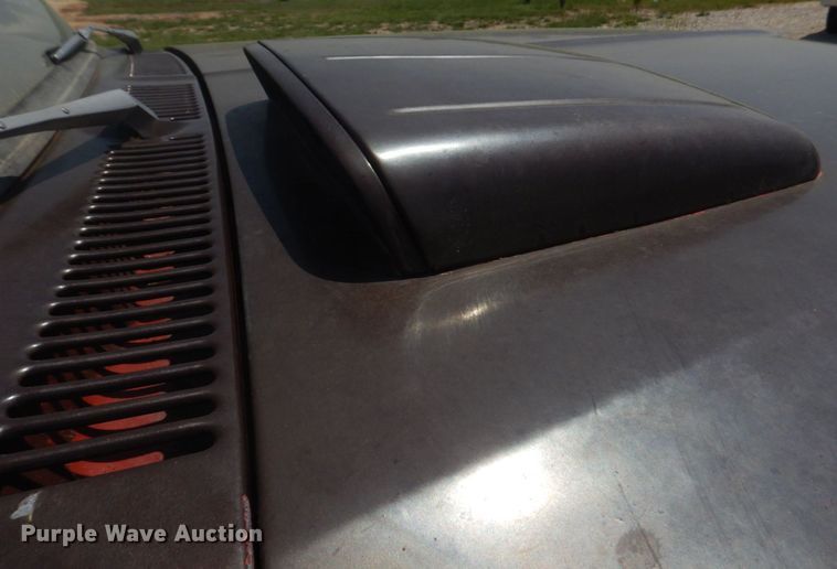 image for item KD9044 1974 Ford F750  grain truck