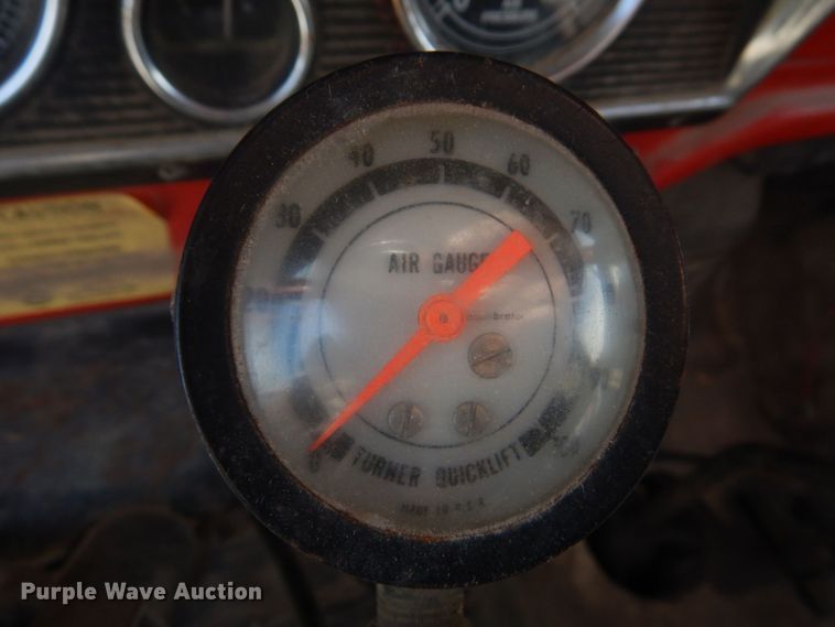 image for item KD9044 1974 Ford F750  grain truck