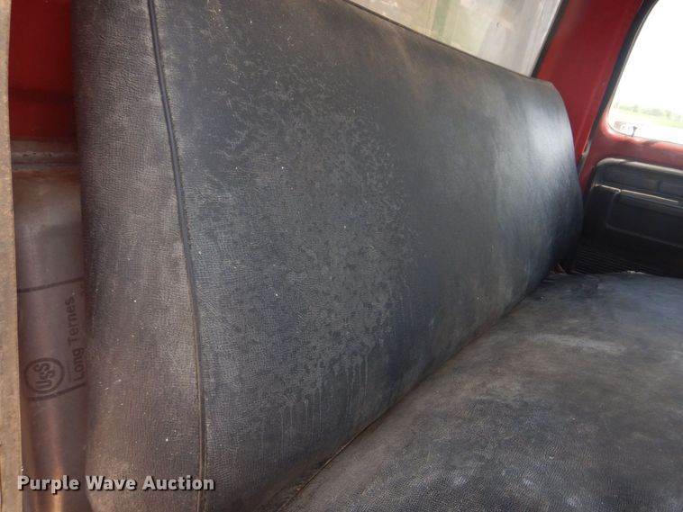 image for item KD9044 1974 Ford F750  grain truck