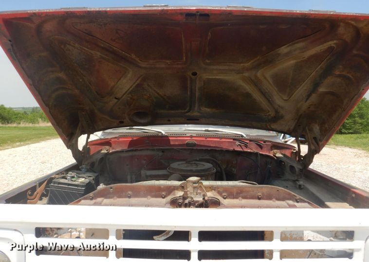 image for item KD9044 1974 Ford F750  grain truck