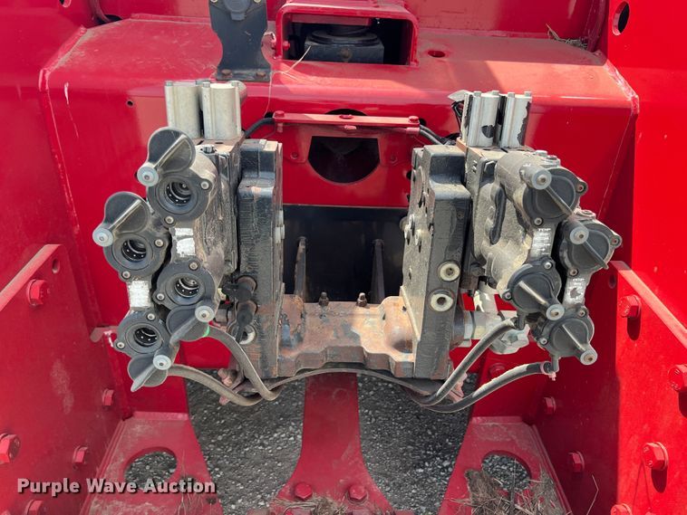 image for item KN9520 2006 Case IH STX480 QuadTrac  4WD tractor