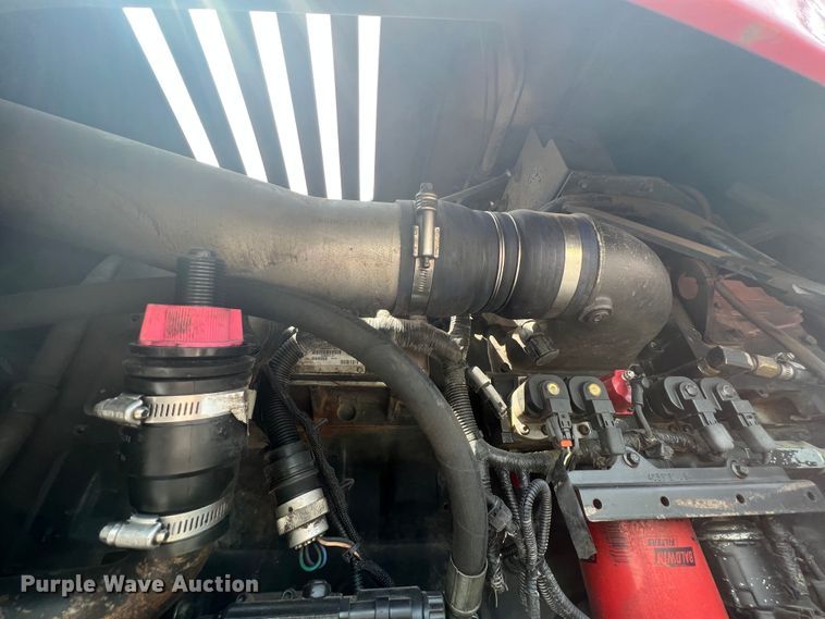 image for item KN9520 2006 Case IH STX480 QuadTrac  4WD tractor