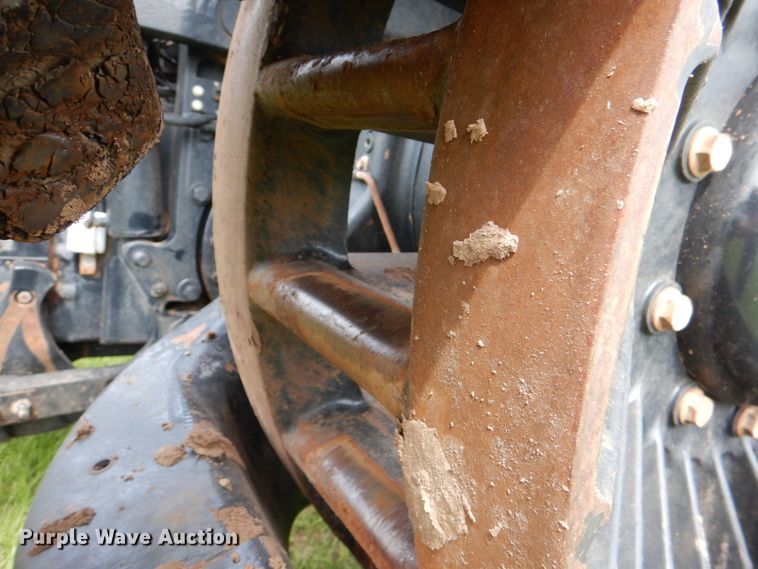 image for item KP9083 2016 Case IH Magnum 340 AFS Rowtrac  MFWD tractor