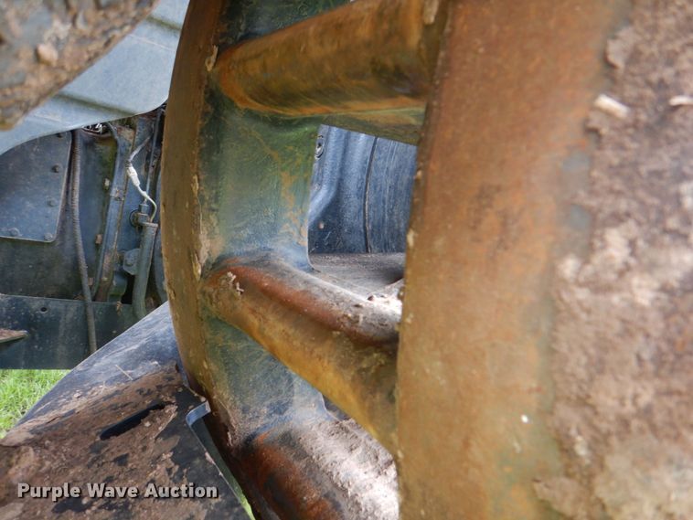 image for item KP9083 2016 Case IH Magnum 340 AFS Rowtrac  MFWD tractor