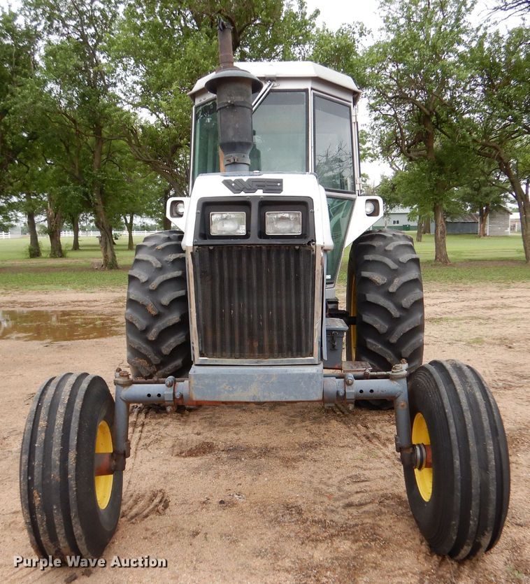 image for item LP9290 1981 White 2-85  tractor