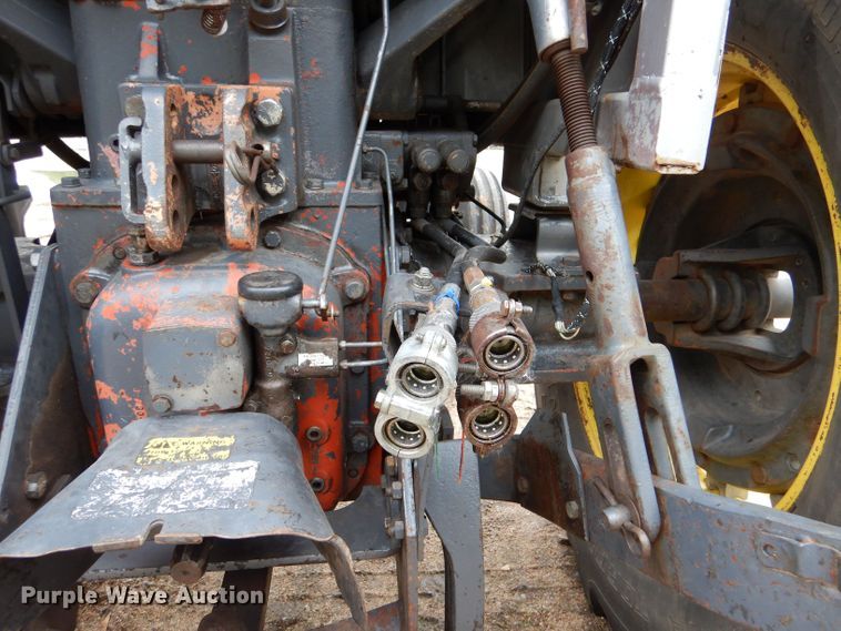 image for item LP9290 1981 White 2-85  tractor