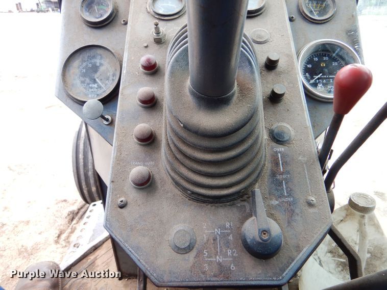 image for item LP9290 1981 White 2-85  tractor