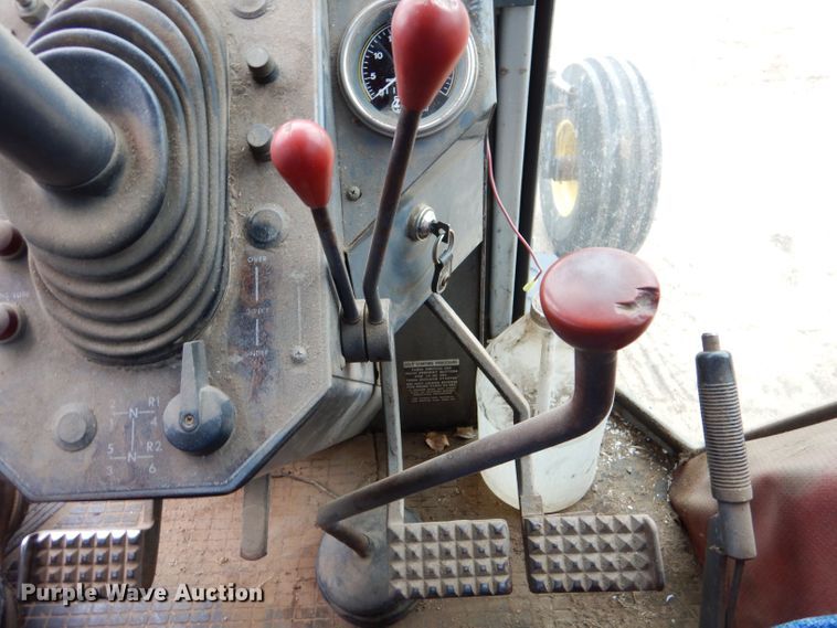 image for item LP9290 1981 White 2-85  tractor