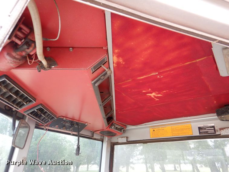 image for item LP9290 1981 White 2-85  tractor