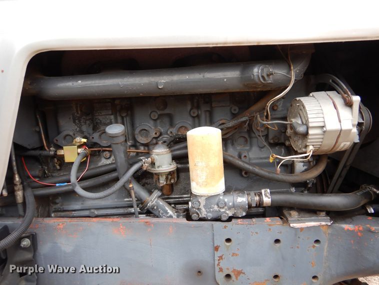 image for item LP9290 1981 White 2-85  tractor