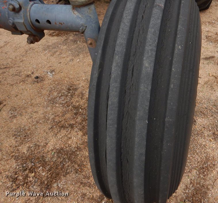 image for item LP9290 1981 White 2-85  tractor