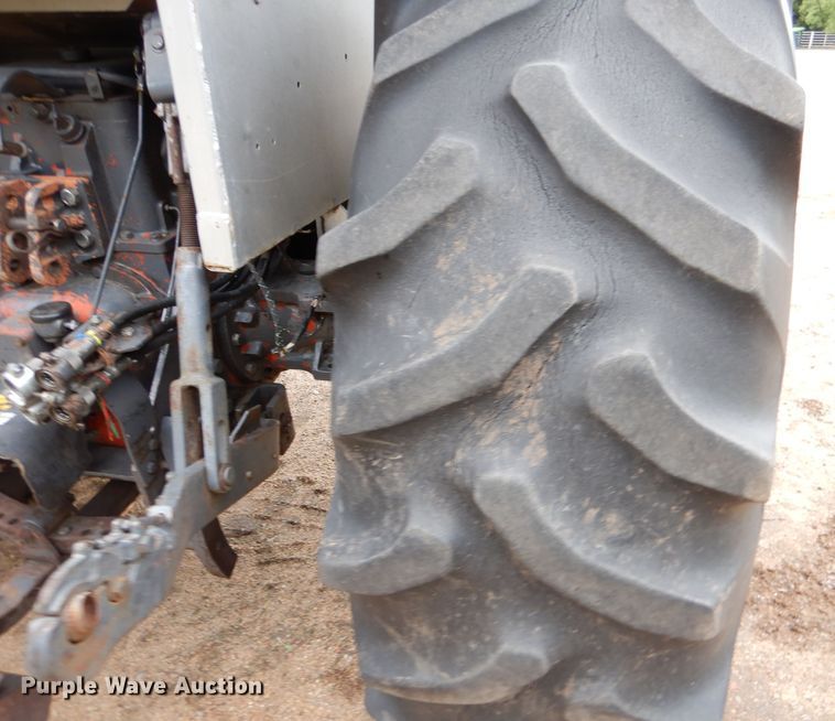 image for item LP9290 1981 White 2-85  tractor