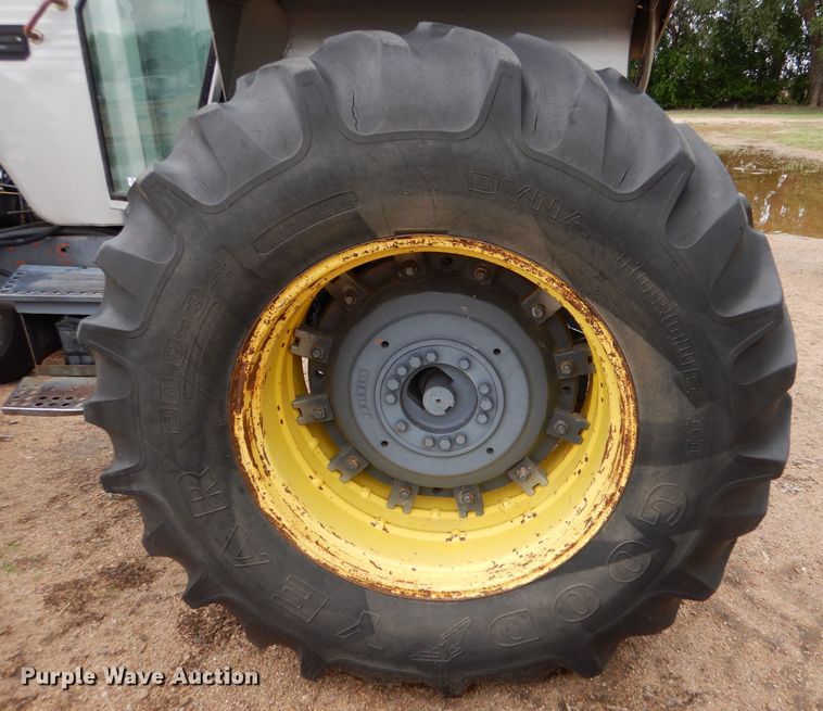 image for item LP9290 1981 White 2-85  tractor