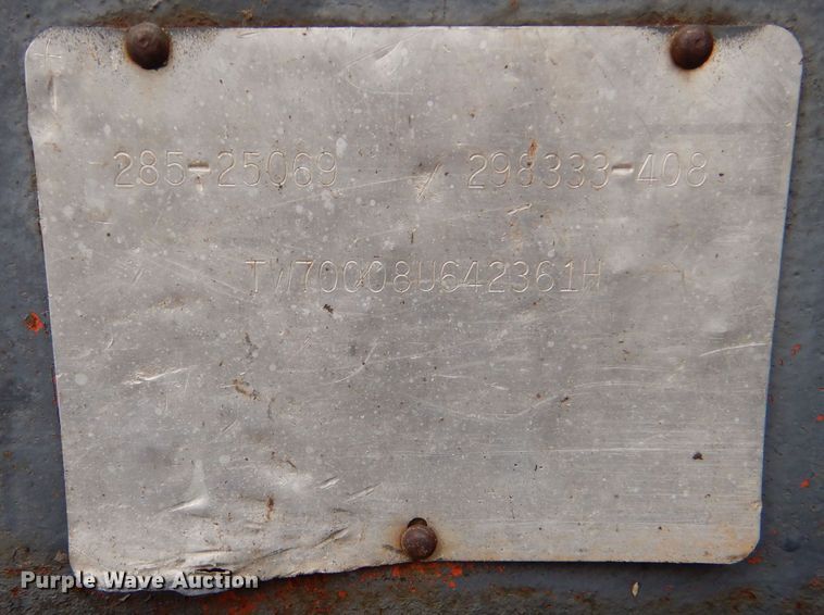 image for item LP9290 1981 White 2-85  tractor