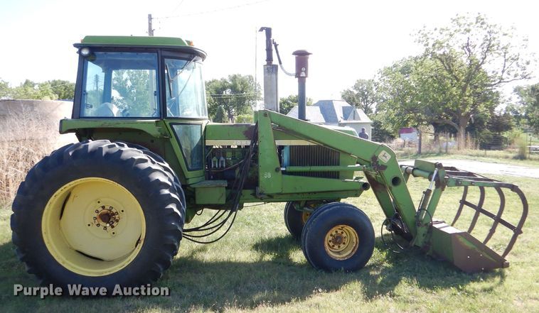 image for item LS9182 1974 John Deere 4430  tractor