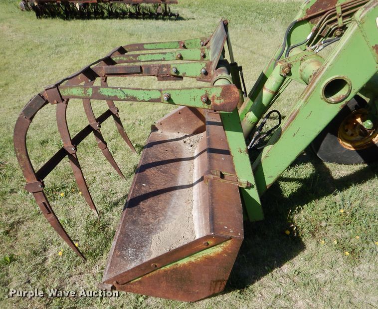 image for item LS9182 1974 John Deere 4430  tractor