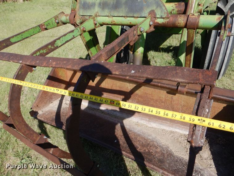 image for item LS9182 1974 John Deere 4430  tractor