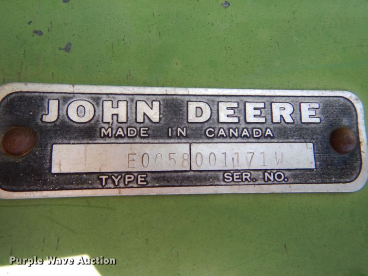 image for item LS9182 1974 John Deere 4430  tractor