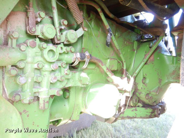 image for item LS9182 1974 John Deere 4430  tractor