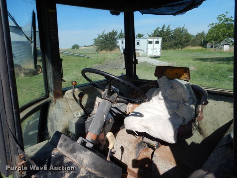 image for item LS9182 1974 John Deere 4430  tractor