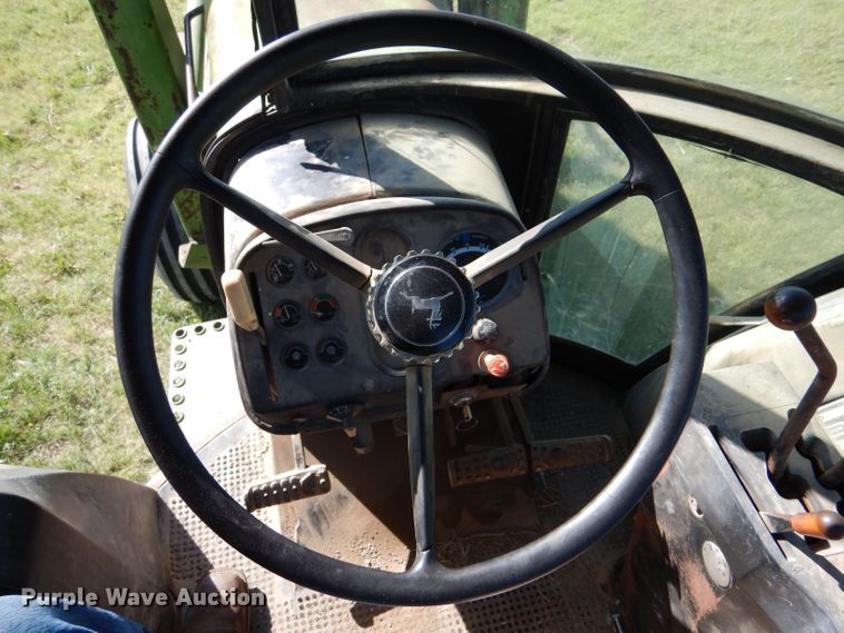 image for item LS9182 1974 John Deere 4430  tractor