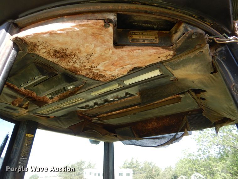 image for item LS9182 1974 John Deere 4430  tractor