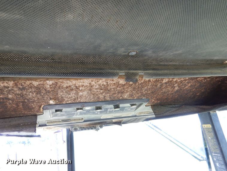 image for item LS9182 1974 John Deere 4430  tractor