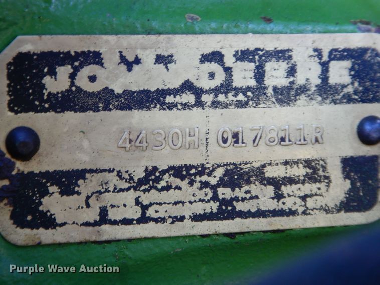 image for item LS9182 1974 John Deere 4430  tractor