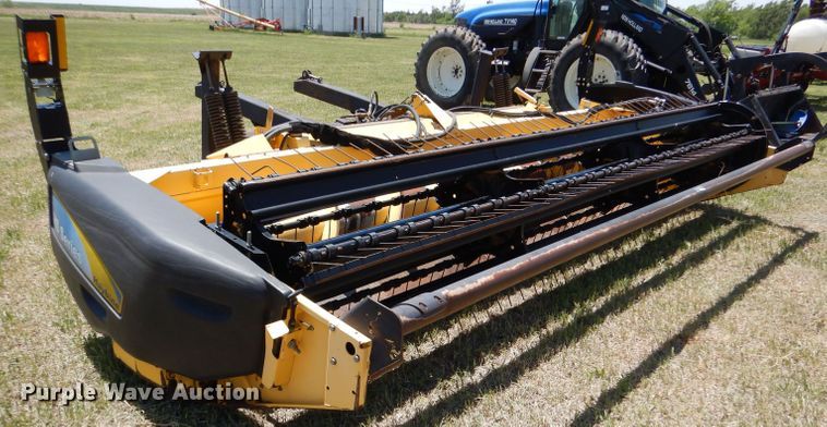 image for item LS9184 2009 New Holland 16HS  double sickle head