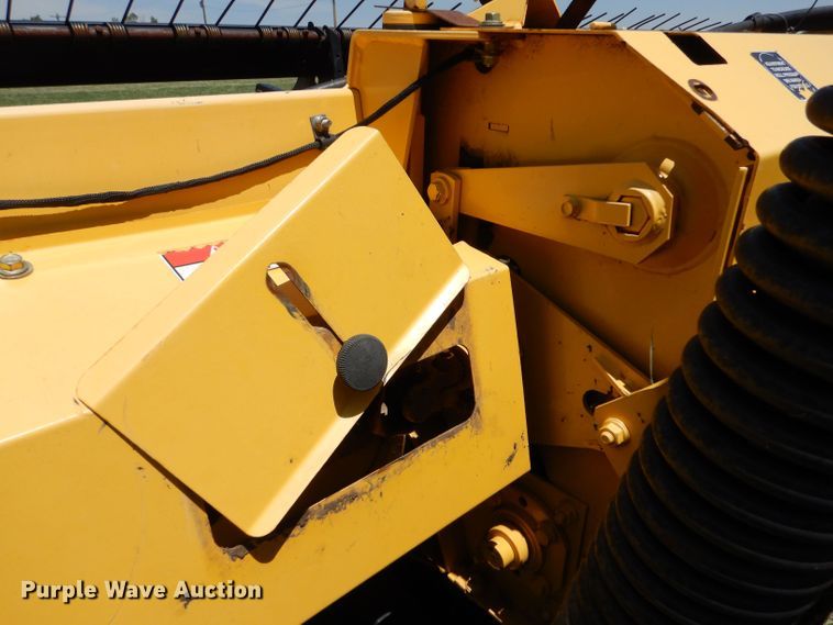 image for item LS9184 2009 New Holland 16HS  double sickle head
