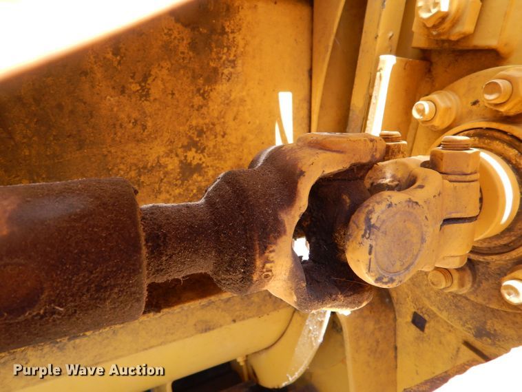 image for item LS9184 2009 New Holland 16HS  double sickle head