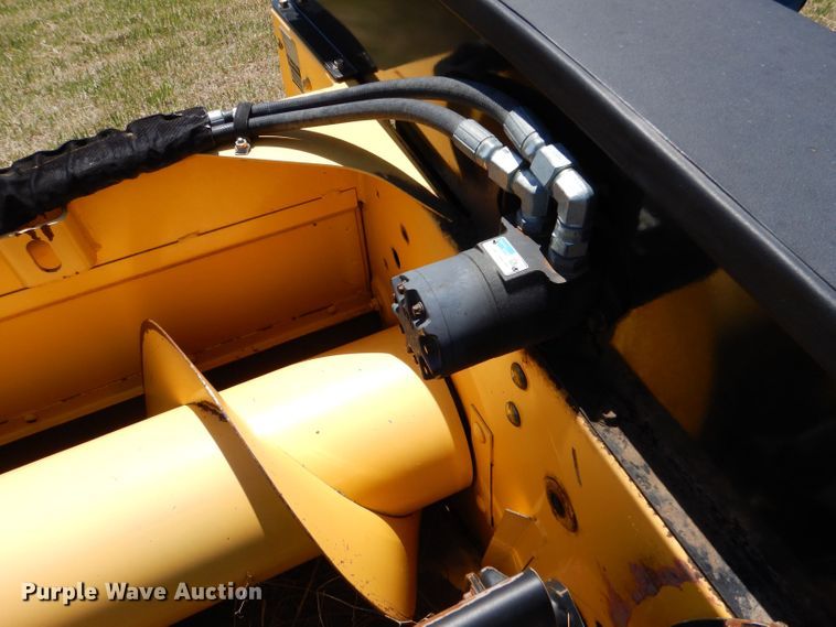 image for item LS9184 2009 New Holland 16HS  double sickle head