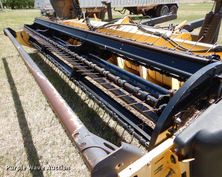 image for item LS9184 2009 New Holland 16HS  double sickle head