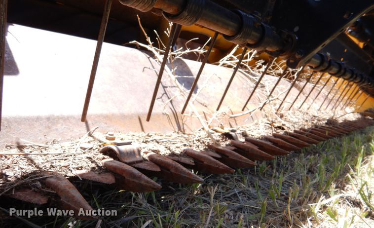 image for item LS9184 2009 New Holland 16HS  double sickle head