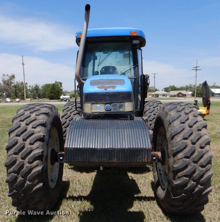 image for item LS9185 2002 New Holland TV140  4WD bi-directional tractor