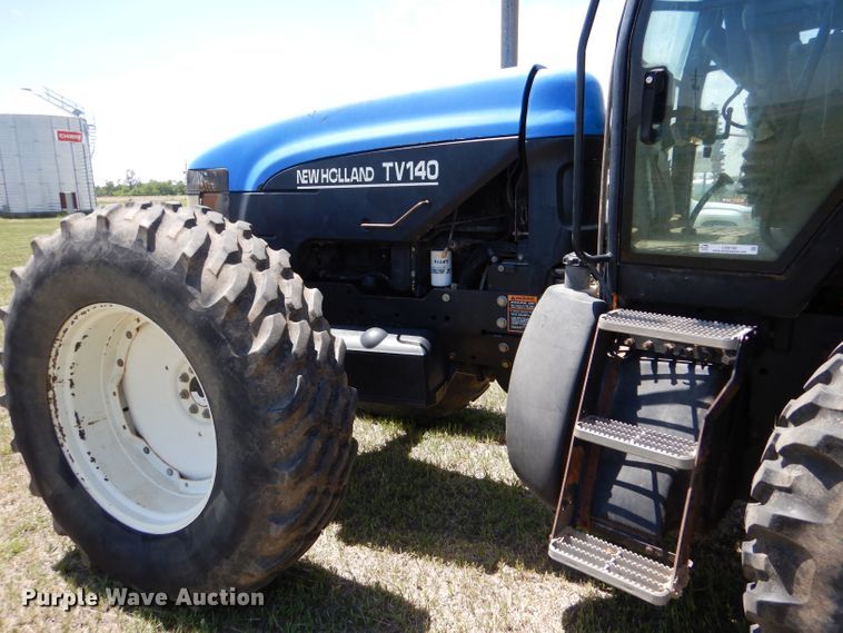 image for item LS9185 2002 New Holland TV140  4WD bi-directional tractor