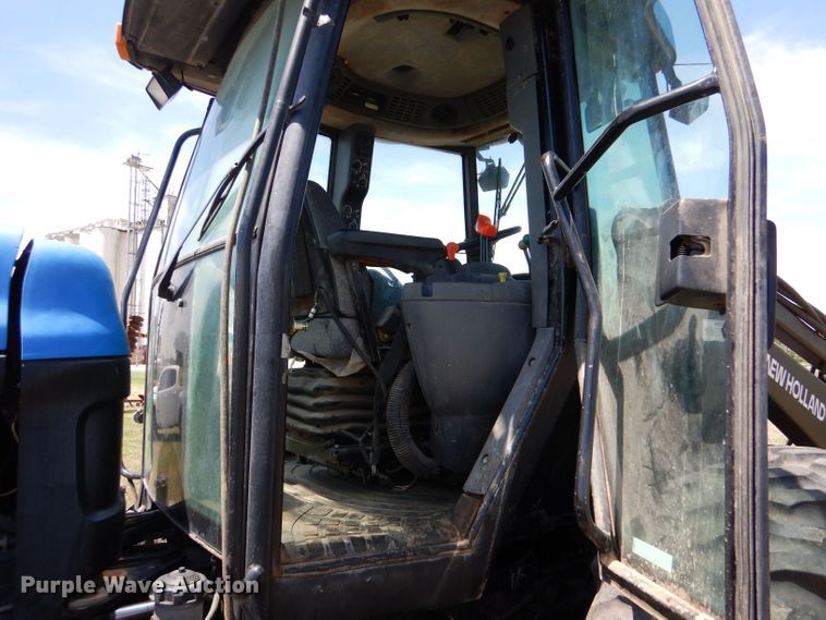 image for item LS9185 2002 New Holland TV140  4WD bi-directional tractor