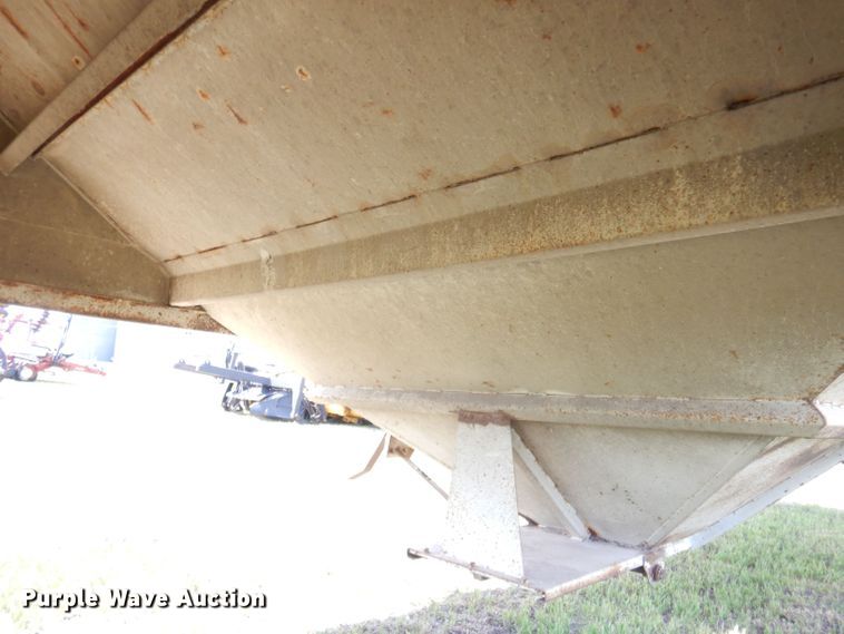 image for item LS9188 1991 Dakota E4200IIGL  grain trailer