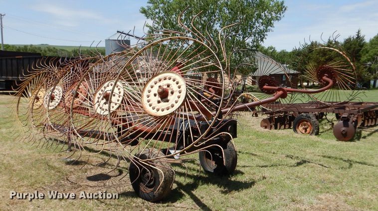 image for item LS9200 Kelderman KRC III E 4751  hay rake