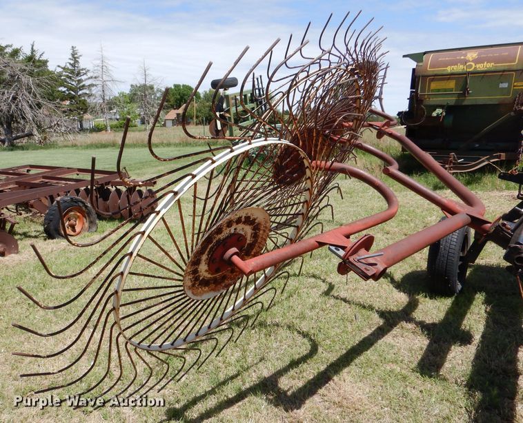 image for item LS9200 Kelderman KRC III E 4751  hay rake