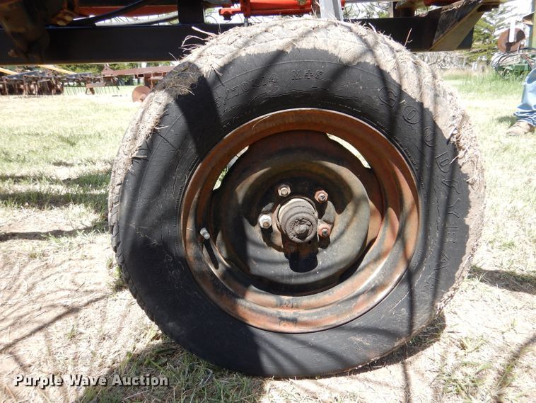 image for item LS9200 Kelderman KRC III E 4751  hay rake