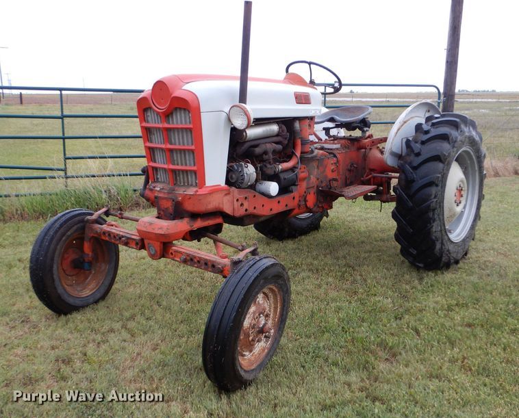 image for item LS9208 Ford 971  tractor