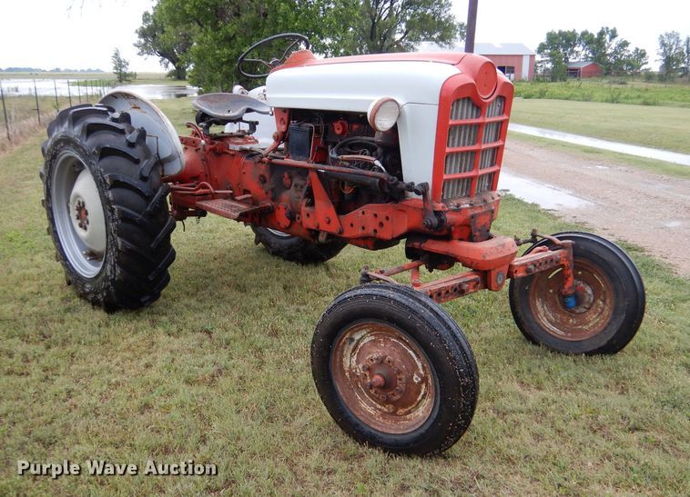 image for item LS9208 Ford 971  tractor